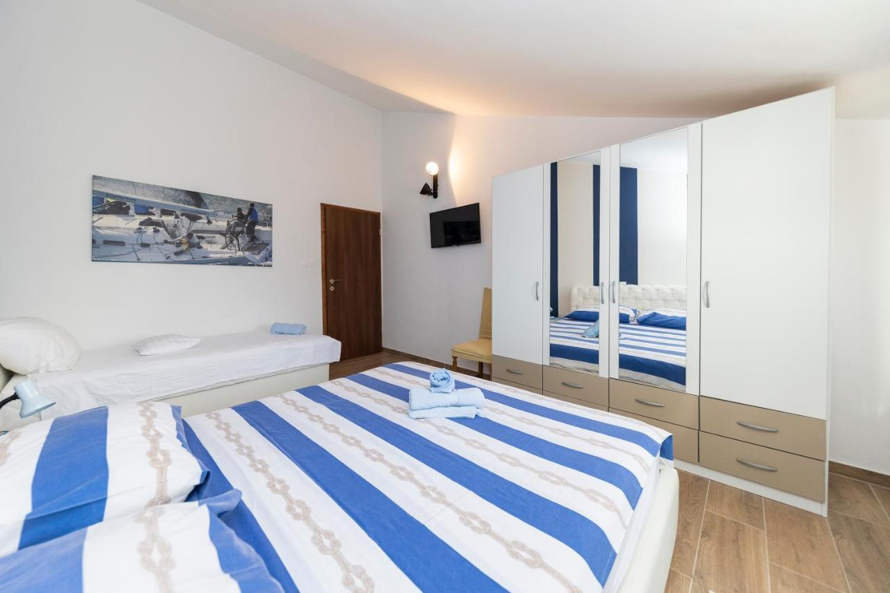 Apartman Lana Biograd Na Moru Exterior photo