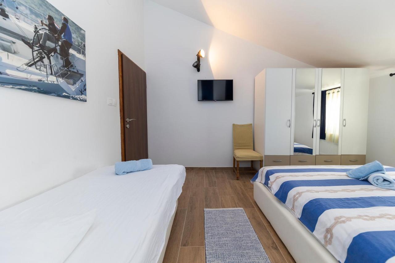 Apartman Lana Biograd Na Moru Exterior photo