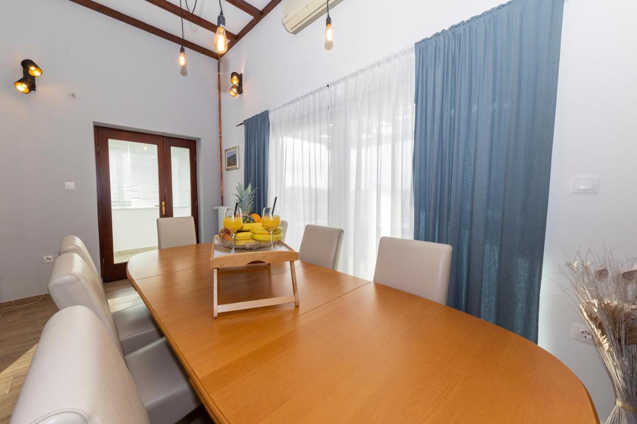 Apartman Lana Biograd Na Moru Exterior photo